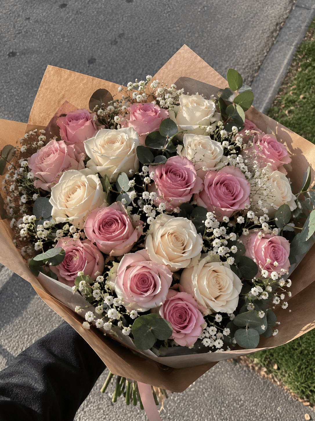 Bouquet de Roses Rose & Ivoire - Livraison de fleurs à Lausanne - Florgan