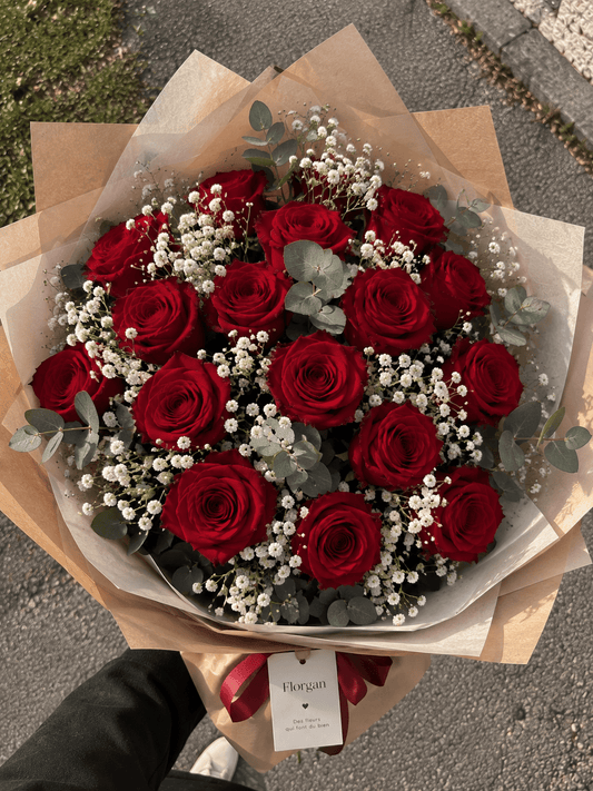 Bouquet de Roses Rouges, Gypsophile & Feuillage - Livraison de fleurs à Lausanne - Florgan